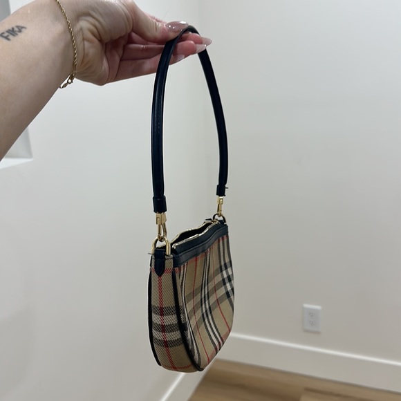 Authentic Burberry Handbag - Picture 3 of 3